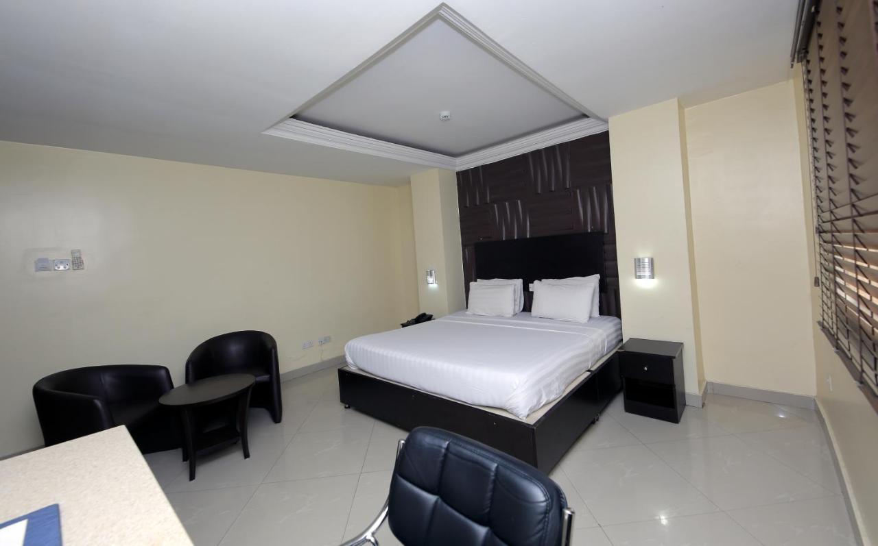 Ksf Place Alaka Lagos Exterior foto